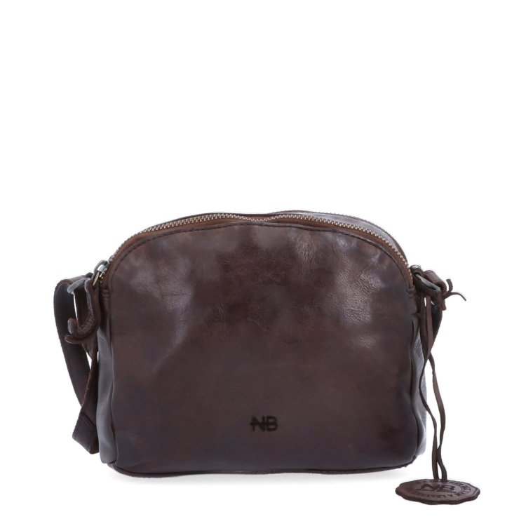 Kvalitná kožená crossbody kabelka Noelia Bolger materiál kože zapínanie na zips farba hnedá veľkosť malá NB 2408 H Spredu