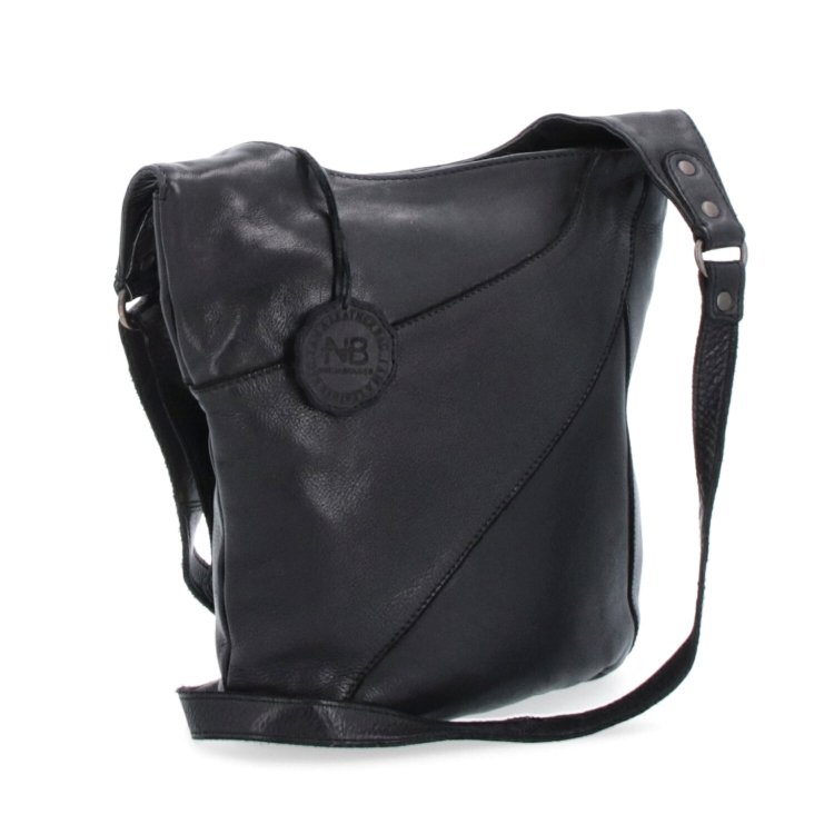 Elegantná kožená crossbody kabelka s vreckami Noelia Bolger materiál kože zapínanie na zips farba čierna veľkosť malá NB 2101 C