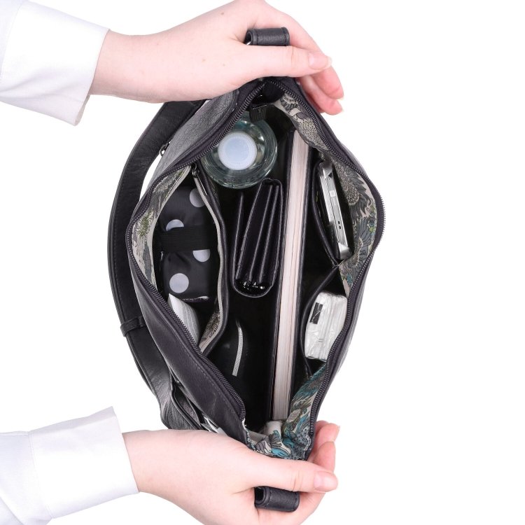 Mestská crossbody kabelka zo syntetickej kože Tangerin materiál syntetická koža zapínanie na zips farba metalíza veľkosť stredná 8046 BR Vnútro