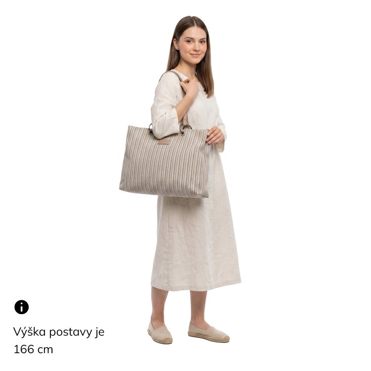 Priestranná shopper kabelka s textúrovaným povrchom Le Sands materiál syntetická koža zapínanie na zips farba béžová veľkosť veľká 4614 BE Na postave