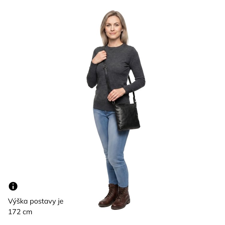 Elegantná kožená crossbody kabelka Noelia Bolger materiál kože zapínanie na zips farba čierna veľkosť malá NB 2415 C Na postave