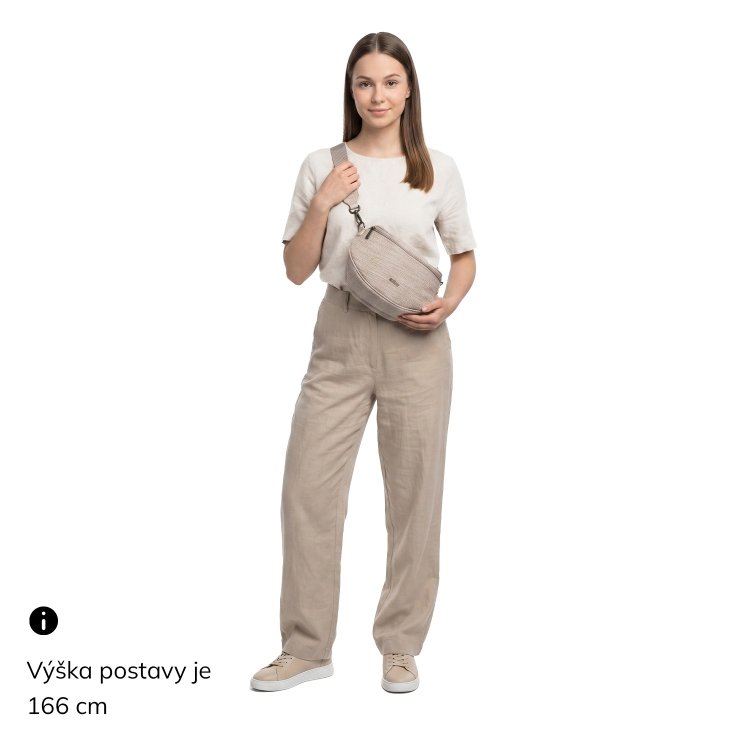 Mestská ľadvinka na pohodlné nosenie crossbody Carmelo materiál syntetická koža zapínanie na zips farba biela veľkosť malá 4399 K Na postave