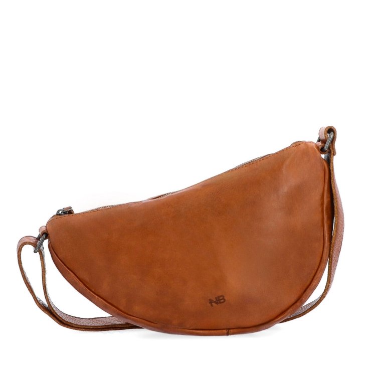 Asymetrická kožená moonbag kabelka Noelia Bolger materiál kože zapínanie na zips farba koňaková veľkosť malá NB 2413 KO Spredu