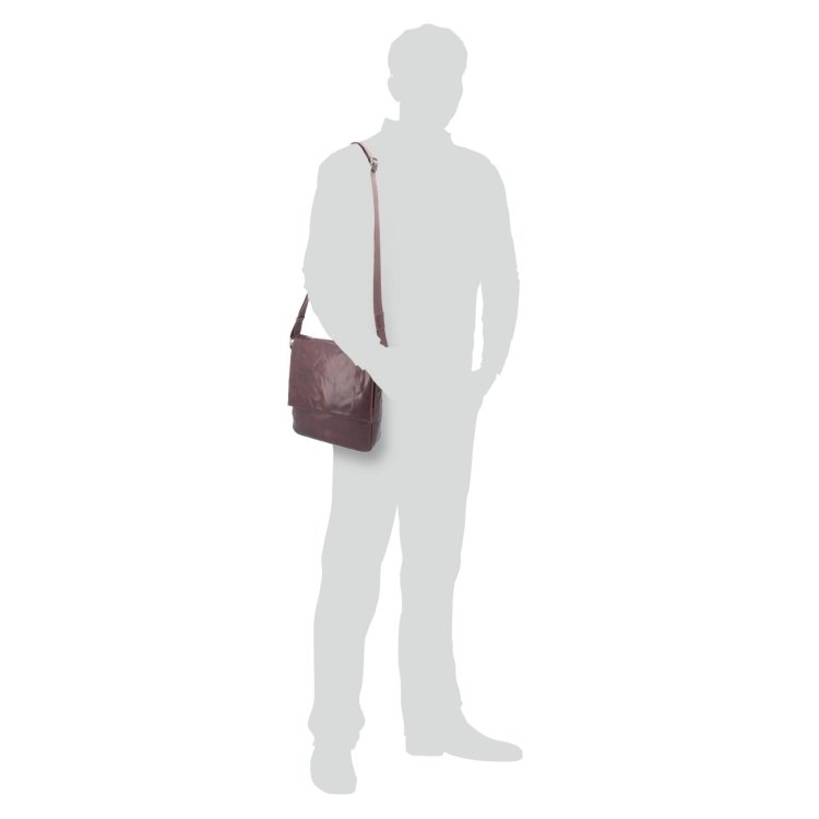 Kožená crossbody s chlopňou Poyem materiál kože zapínanie s chlopňou farba hnedá veľkosť stredná 2207 Poyem H Na postave