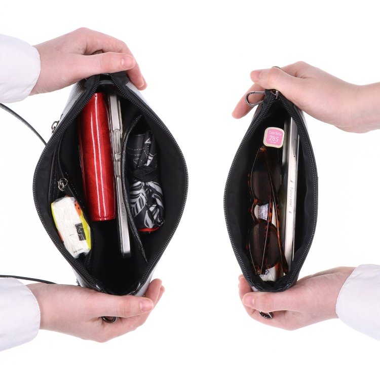Crossbody kabelka s odnímateľnou kapsičkou a retiazkou Le Sands materiál syntetická koža zapínanie na zips farba čierna veľkosť malá 4609 C Vnútro