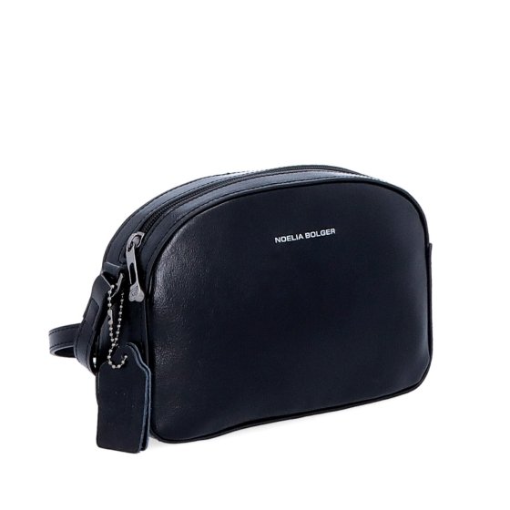 Malá minimalistická kožená crossbody kabelka Noelia Bolger materiál kože zapínanie na zips farba čierna veľkosť malá NB 0106 C