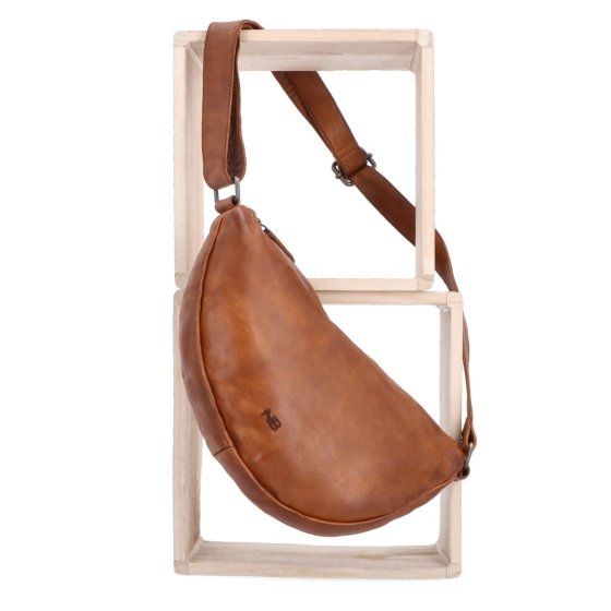 Asymetrická kožená moonbag kabelka Noelia Bolger materiál kože zapínanie na zips farba koňaková veľkosť malá NB 2413 KO