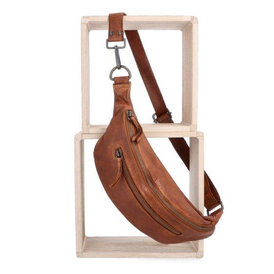 Moderná kožená crossbody ľadvinka Noelia Bolger materiál kože zapínanie na zips farba koňaková veľkosť malá NB 2402 KO