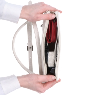 Malá kožená crossbody kabelka Noelia Bolger materiál kože zapínanie na zips farba biela veľkosť malá NB 0046 OW Vnútro
