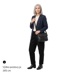 Kožená crossbody kabelka s chlopňou Noelia Bolger materiál kože zapínanie s chlopňou farba čierna veľkosť stredná NB 2416 C Na postave