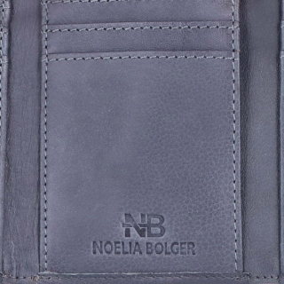 Minimalistická kožená peňaženka s prešívaním Noelia Bolger materiál kože zapínanie na cvok farba modrá veľkosť malá 5129 NB JE Logo