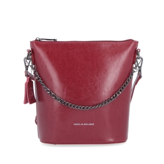 Elegantná kožená crossbody s retiazkou Noelia Bolger materiál kože zapínanie na zips farba červená veľkosť malá NB 0048 TCV Spredu