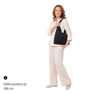 Štýlová a priestranná kabelka na rameno Carmelo materiál syntetická koža zapínanie na zips farba hnedá veľkosť stredná 4663 TH Na postave