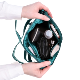 Kožená crossbody kabelka s moderným dizajnom Noelia Bolger materiál kože zapínanie na zips farba tyrkysová veľkosť malá NB 2400 TYR Vnútro