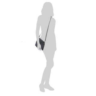 Elegantná crossbody kabelka Noelia Bolger materiál kože zapínanie na zips farba čierna veľkosť malá NB 0042 C Na postave
