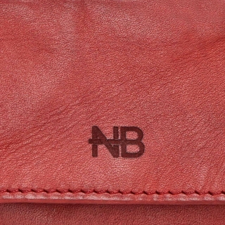 Malá kožená peňaženka s čistým dizajnom Noelia Bolger materiál kože zapínanie na cvok farba červená veľkosť malá 5134 NB CV Logo