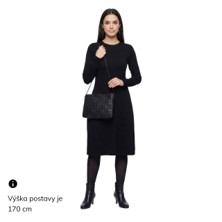 Elegantná kabelka s prešívaným povrchom Le Sands materiál syntetická koža zapínanie na zips farba metalíza veľkosť malá 4376 TI Na postave