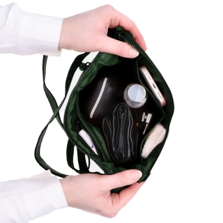 Kožená crossbody kabelka s moderným dizajnom Noelia Bolger materiál kože zapínanie na zips farba zelená veľkosť malá NB 2400 ZE Vnútro