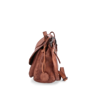 Kožená crossbody kabelka so zdobenou chlopňou Noelia Bolger materiál kože zapínanie s chlopňou farba koňaková veľkosť stredná NB 2030 KO Z boku