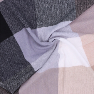 Príjemný šál s károvaným vzorom Noelia Bolger materiál Polyester s prímesou vlny farba multicolor KZ002 - 01