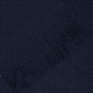 Elegantný jednofarebný šál so strapcami Noelia Bolger materiál Polyester s prímesou vlny farba modrá KZ003 - 07