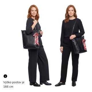 Priestranná shopper kabelka s ozdobnou šatkou Le Sands materiál syntetická koža zapínanie na zips farba čierna veľkosť veľká 7726 C Na postave