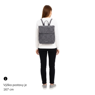 Štýlový dámsky batoh s jemnou textúrou Tangerin materiál syntetická koža zapínanie na zips farba sivá veľkosť stredná 1114 ANT Na postave