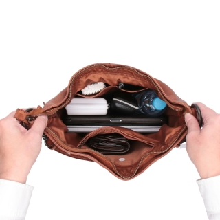 Mäkká kožená hobo kabelka cez rameno Noelia Bolger materiál kože zapínanie na zips farba koňaková veľkosť stredná NB 2043 KO Vnútro