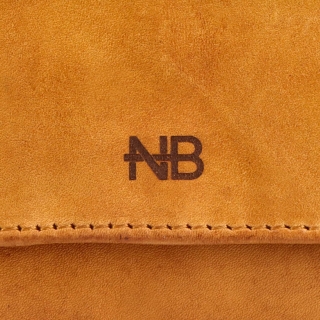 Malá kožená peňaženka pre mužov aj ženy Noelia Bolger materiál kože farba žltá veľkosť malá 5135 NB ZLU Logo