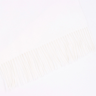 Elegantný jednofarebný šál so strapcami Noelia Bolger materiál Polyester s prímesou vlny farba biela KZ003 - 02
