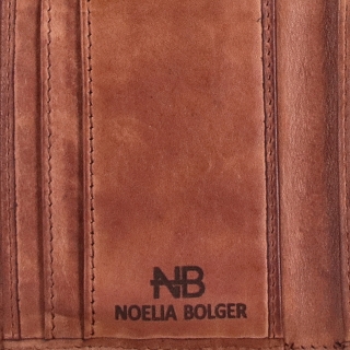 Kompaktná kožená peňaženka s mandalou Noelia Bolger materiál kože zapínanie na cvok farba koňaková veľkosť stredná 5122 NB KO Logo