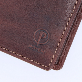 Minimalistická a praktická kožená peňaženka Poyem materiál kože zapínanie Bez zapínania farba hnedá veľkosť malá 5242 Poyem H Logo