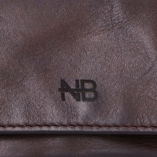 Malá kožená peňaženka s čistým dizajnom Noelia Bolger materiál kože zapínanie na cvok farba hnedá veľkosť malá 5134 NB H Logo
