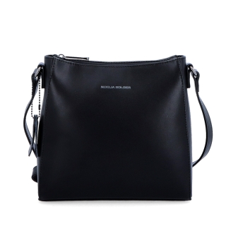 Kožená kabelka crossbody Noelia Bolger Noelia Bolger materiál kože zapínanie na zips farba čierna veľkosť malá NB 0097 C Spredu