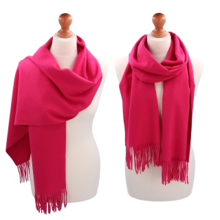 Elegantný jednofarebný šál so strapcami Noelia Bolger materiál Polyester s prímesou vlny farba ružová KZ003 - 11