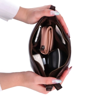 Kožená crossbody kabelka na každý deň Noelia Bolger materiál kože zapínanie na zips farba hnedá veľkosť malá NB 2404 H Vnútro