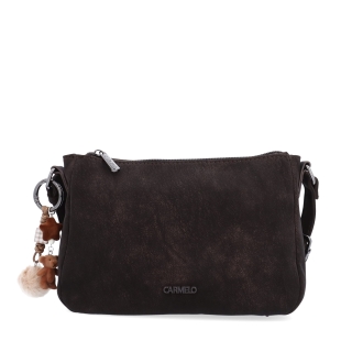 Elegantná malá crossbody kabelka Carmelo materiál syntetická koža zapínanie na zips farba hnedá veľkosť malá 4666 TH Spredu