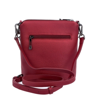 Malá kožená crossbody kabelka s výraznou retiazkou Noelia Bolger materiál kože zapínanie na zips farba červená veľkosť malá NB 3016 CV Zozadu