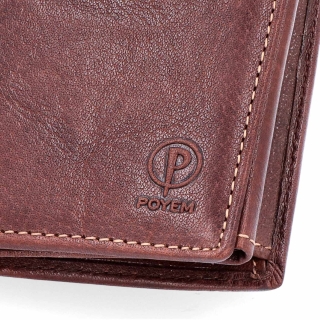Kvalitné kožené puzdro Poyem Poyem materiál kože zapínanie Bez zapínania farba hnedá veľkosť malá 5228 Poyem H Logo