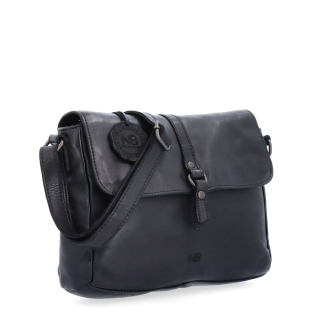 Kožená crossbody kabelka s chlopňou Noelia Bolger materiál kože zapínanie s chlopňou farba čierna veľkosť stredná NB 2416 C