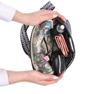 Malá ľadvinka s vreckom na zips Tangerin materiál syntetická koža zapínanie na zips farba žltá veľkosť malá 8043 ZLU Vnútro