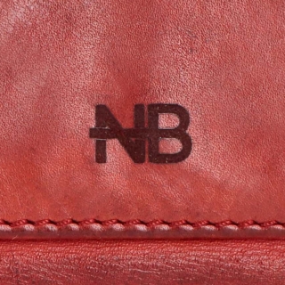 Malá kožená peňaženka s unisex dizajnom Noelia Bolger materiál kože farba červená veľkosť malá 5133 NB CV Logo
