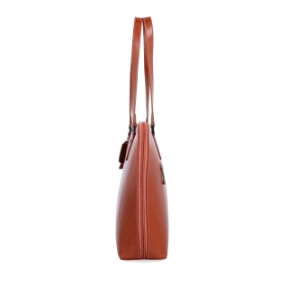 Elegantná kožená kabelka Noelia Bolger materiál kože zapínanie na zips farba koňaková veľkosť veľká NB 0057 KO Z boku