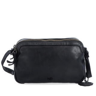 Minimalistická kožená crossbody kabelka Noelia Bolger materiál kože zapínanie na zips farba čierna veľkosť malá NB 2407 C Spredu