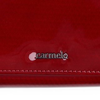 Lakovaná kožená peňaženka s moderným vzorom Carmelo materiál kože zapínanie na zips farba červená veľkosť malá 2105 K CV Logo
