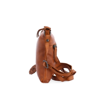 Elegantná kožená crossbody kabelka Noelia Bolger materiál kože zapínanie na zips farba koňaková veľkosť malá NB 2415 KO Z boku