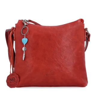Kožená crossbody kabelka s príveskom Noelia Bolger materiál kože zapínanie na zips farba červená veľkosť malá NB 3100 CV Spredu