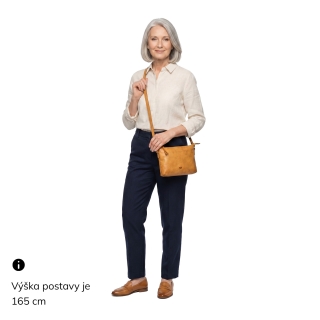 Kožená crossbody s čistými líniami Noelia Bolger materiál kože zapínanie na zips farba žltá veľkosť malá NB 2414 ZLU Na postave