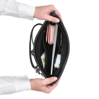 Elegantná crossbody kabelka s retiazkou Le Sands materiál syntetická koža zapínanie na zips farba čierna veľkosť malá 7707 C Vnútro