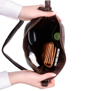 Nadčasová kožená kabelka cez rameno Noelia Bolger materiál kože zapínanie na zips farba hnedá veľkosť stredná NB 2405 H Vnútro